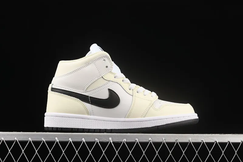 All categories Air Jordan Jordan series basketball shoes Air Jordan 1 Mid Air Jordan 1 Mid AJ1 Joe 1 white apricot milk coconut cream China basketball shoes BQ6472-121